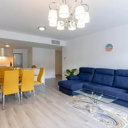 Beautiful Family In Rdr450 Apartment Benahavis